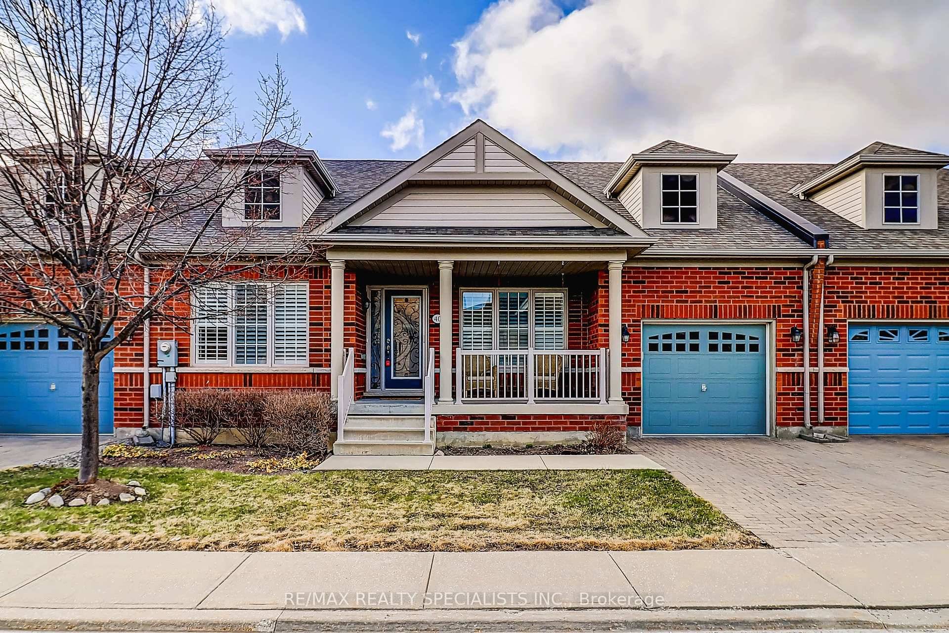Discover the perfect blend of comfort, style, and connection in this beautiful bungalow townhouse located in the highly sought after Rosedale Village gated adult community.