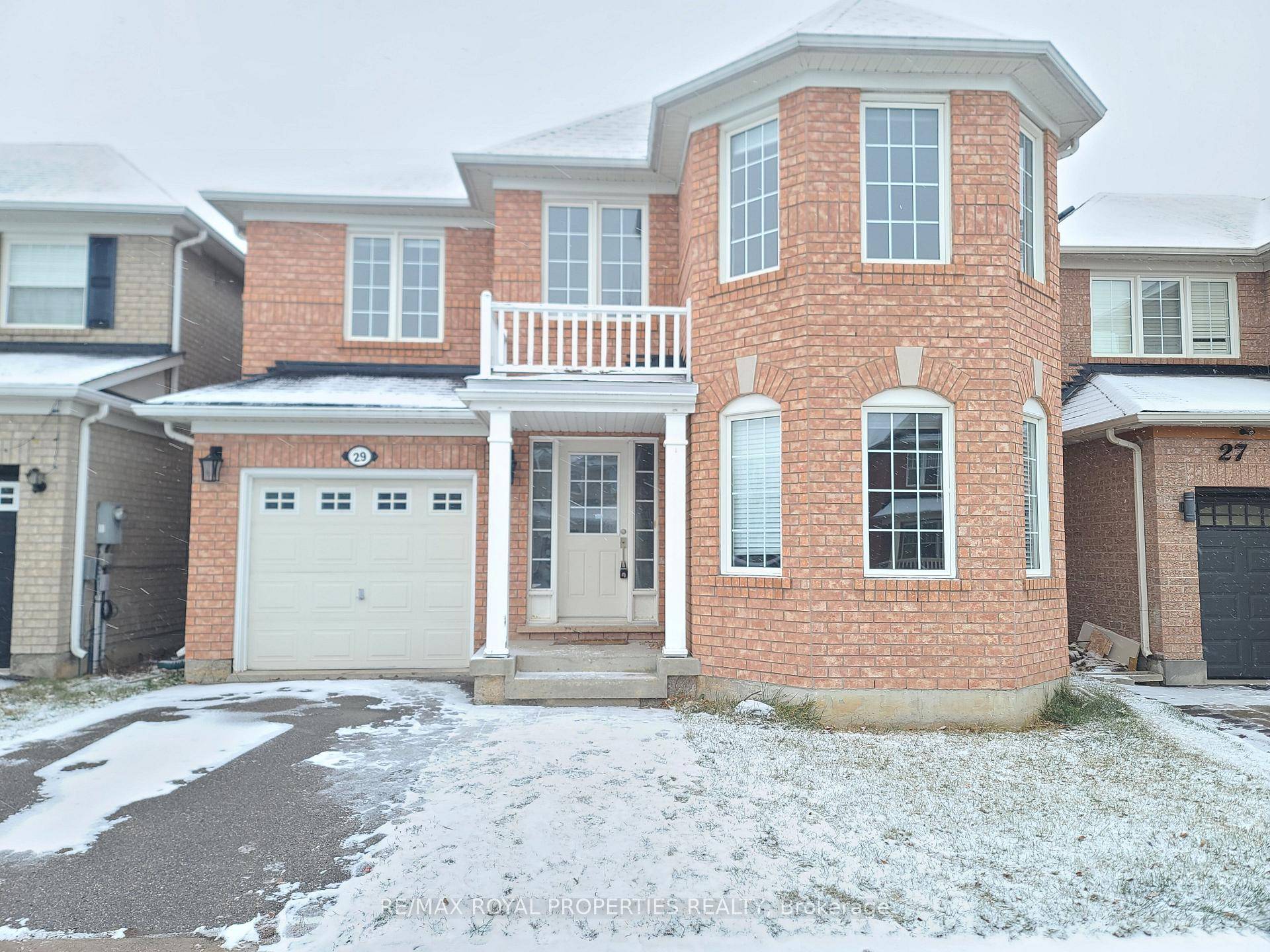 Newly Renovated in Excellent Condition and Super Clean !