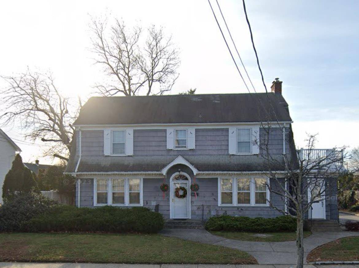 Contract Vendee listing Classic Dutch Colonial in need of renovation.