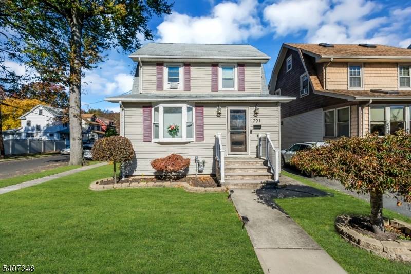 Step into this turnkey 3 bedroom, 1 bath Colonial on a corner lot.