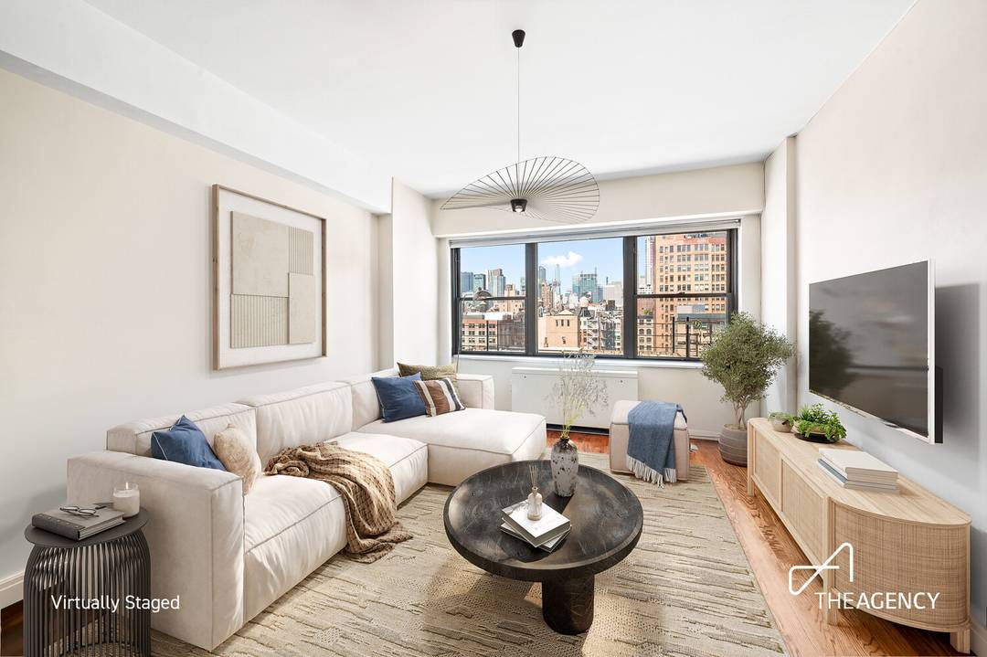 Welcome to this rarely available high floor 2 bedroom residence, offering stunning views of the Manhattan skyline.