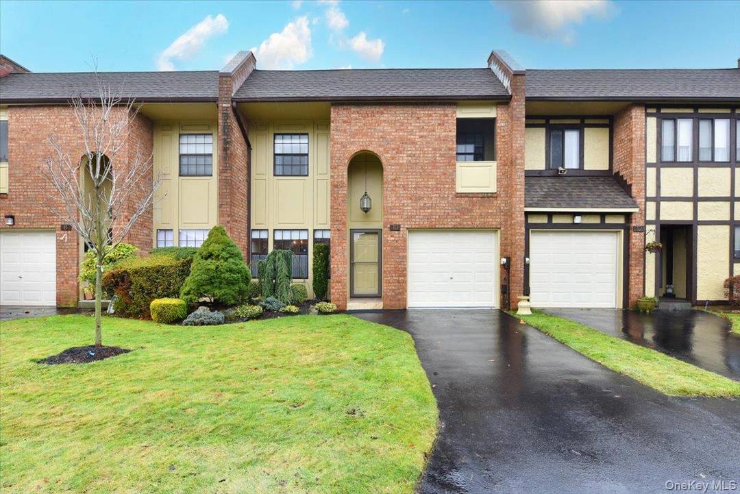 Experiential luxurious country club living awaits in this exquisite Excelsior model townhouse.