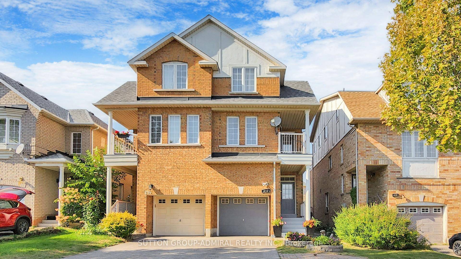 Welcome To This Stunning 2252 sqft Above Grade Semi Detached Residence In The Heart Of Thornhill Woods, Prestigious Patterson Family Community Perfectly Situated Just Seconds To Bathurst Hwy 7 407, ...