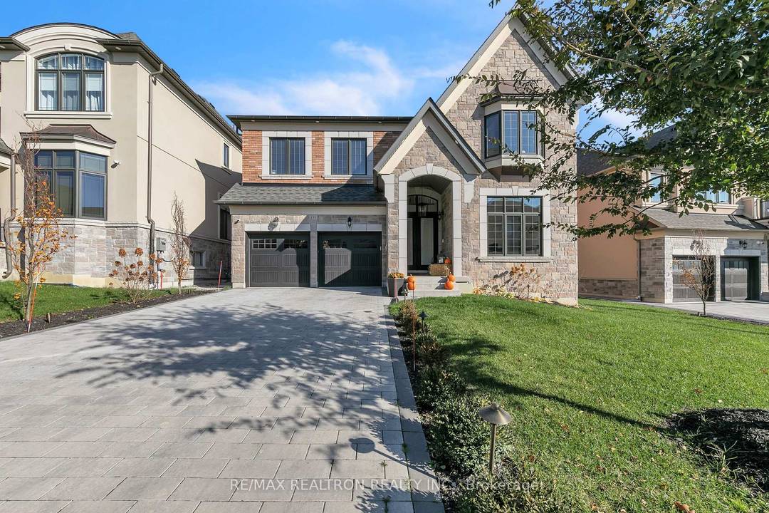 The legendary estate of 131 Lady Jessica Dr.
