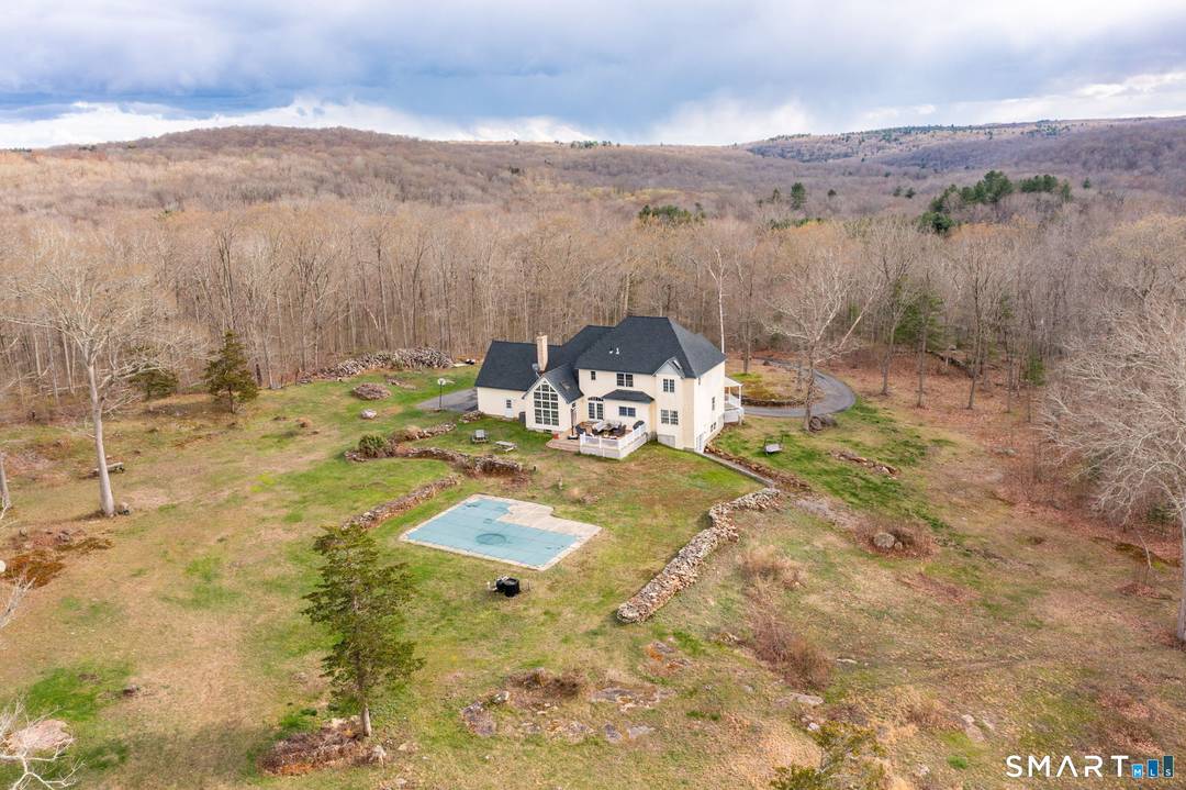 Perched atop a private, wooded rise, 85 Salem Rd offers over 5, 400 SF 3, 600 above grade, 1, 824 below grade of refined living on 14 acres of secluded ...