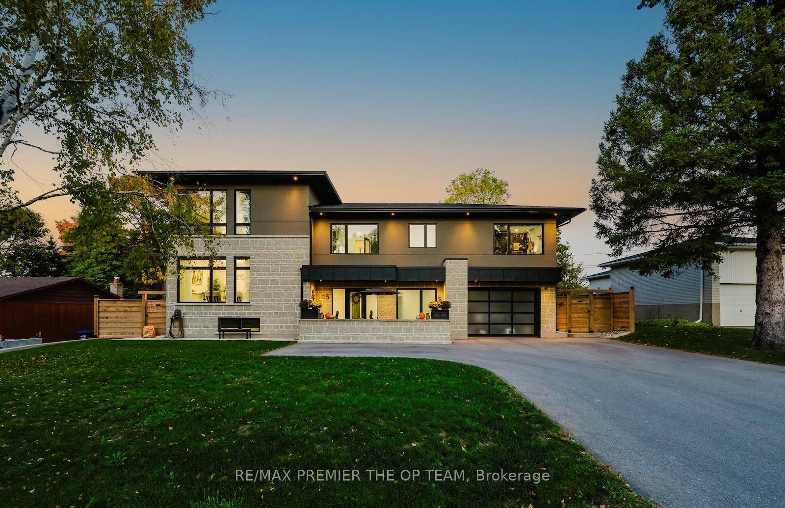 New Custom Built Home W High End Finishes.