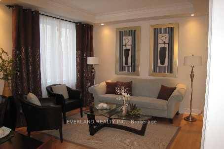 Spacious 4 bedroom, 4 washroom 2500 sf home located on a quiet street in the highly sought after Rouge Woods community.