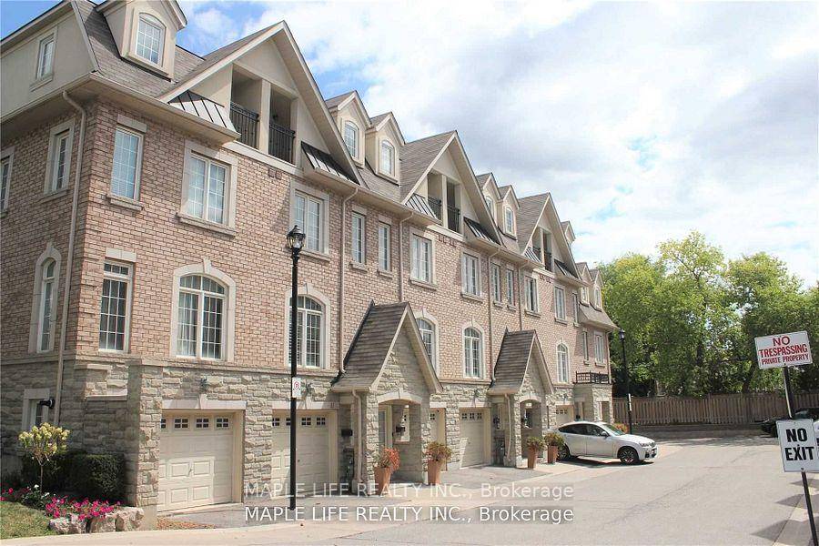 Rarely Offered Luxury Freehold Townhouse In High Demand Willowdale East Location !