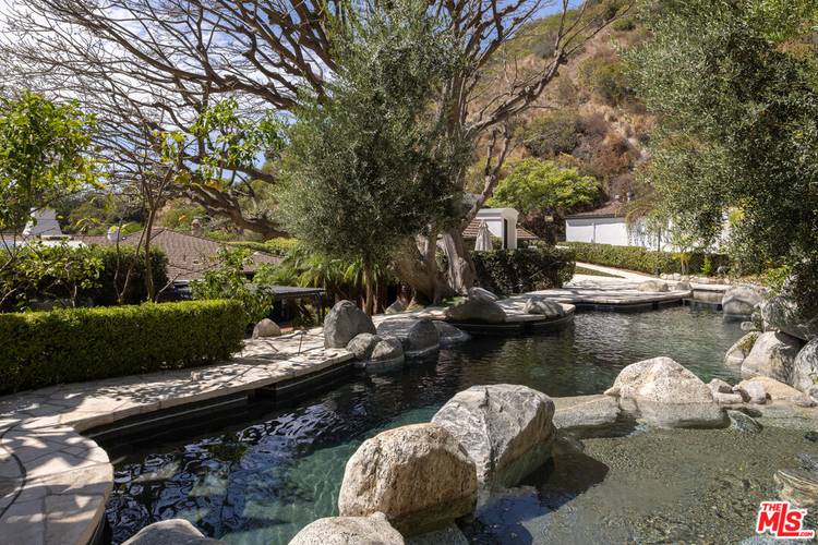 9507 Heather Rd 5BR Beverly Hills Post Office | B.H.P.O. La