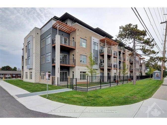 Welcome to this modern 1 bedroom condo.