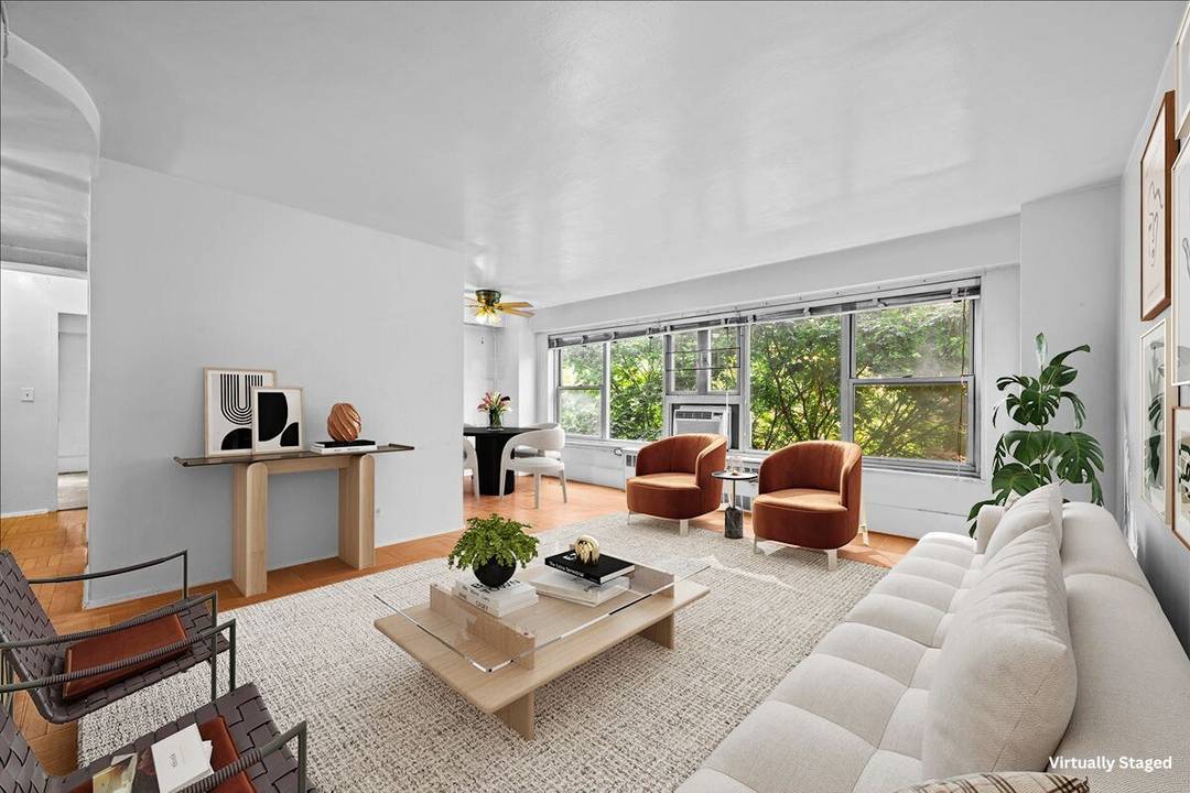 Your Vision Awaits in Fort Greene Step into Apartment 5B at 125 Ashland Place and immediately feel the potential.