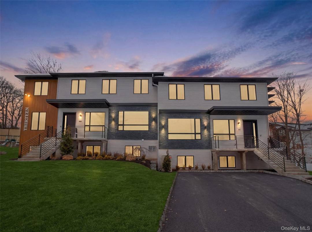 Architectural Excellence Soaring 10 ft ceilings on main floor, 9 ft on second level Flooded with natural light oversized windows throughout Ultra modern, high end finishes from top to bottom ...