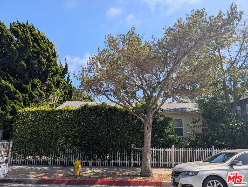 2832 Exposition Blvd 6BR Santa Monica La