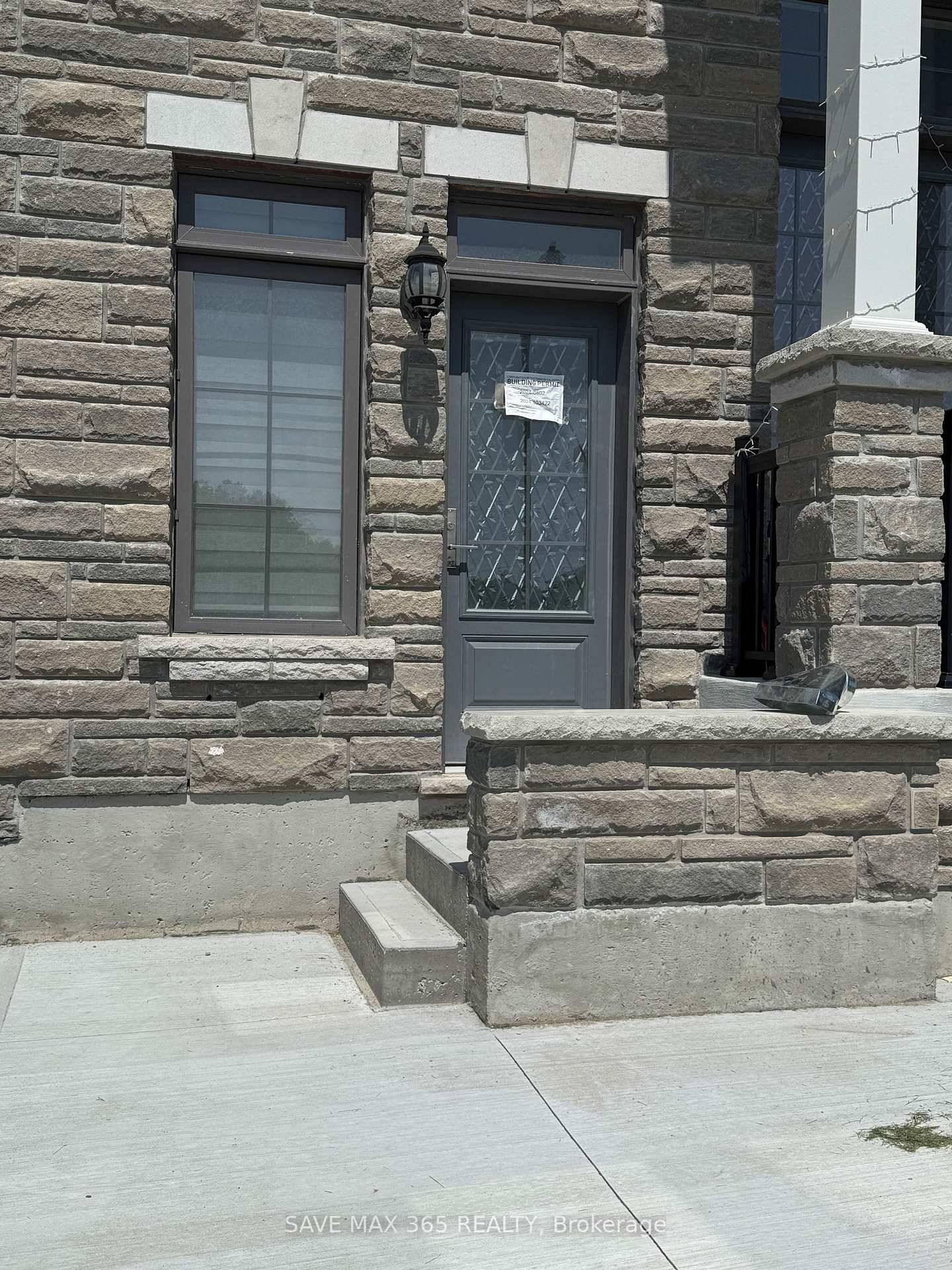 Brand New 2 bedroom legal basement apartment with direct entrance from the from of the house.