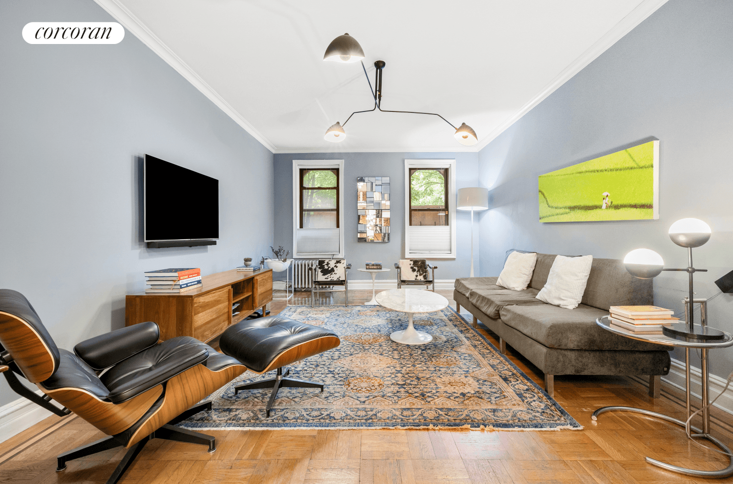Welcome to 163 Ocean Avenue, Apartment 1N, a classic six apartment located in the heart of Brooklyn, right on Prospect Park.