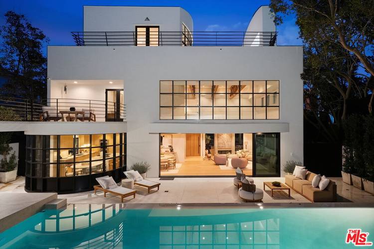 255  S Bentley Ave 5BR Brentwood La