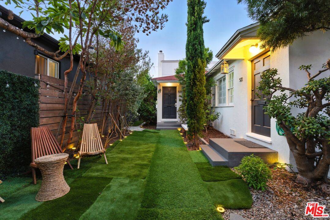 521   Venice Way 4BR Marina Del Rey La