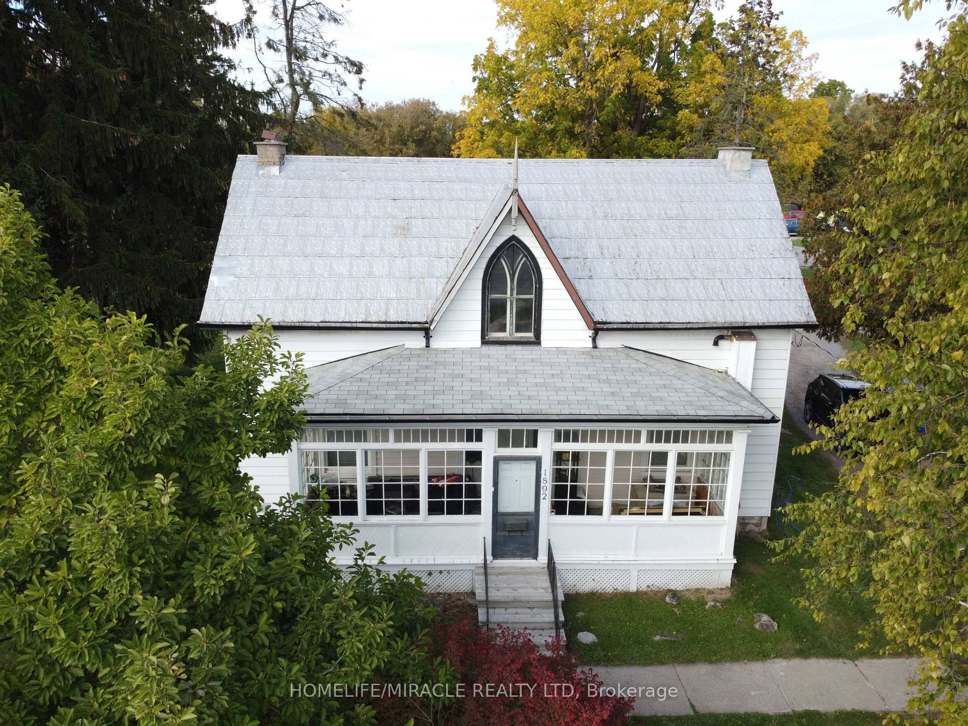 Don't miss this once in a lifetime opportunity to own a home which sits on over 3 Acres in the heart of Pickering.