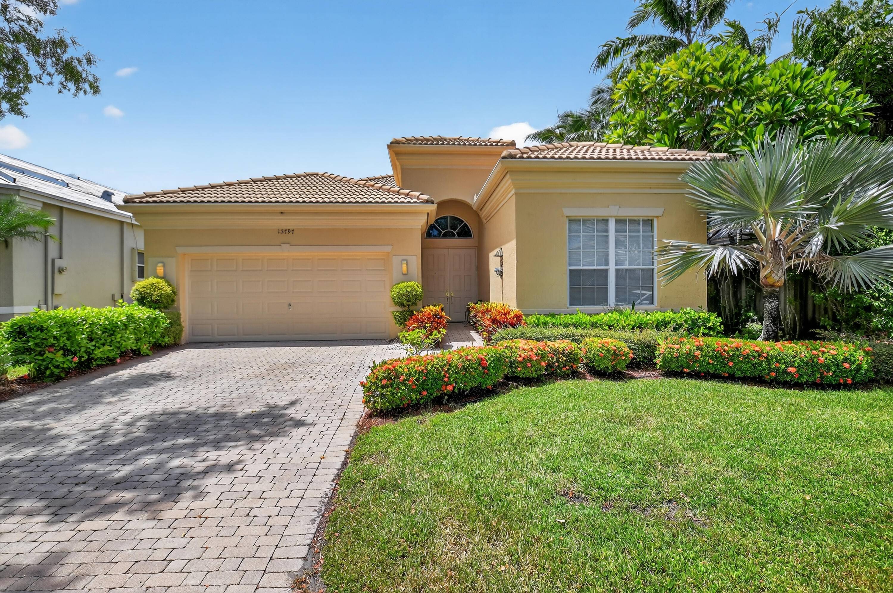 Welcome to Vizcaya a premier 55 community in Delray Beach, where this beautiful home sits on a sought after oversized lake lot.