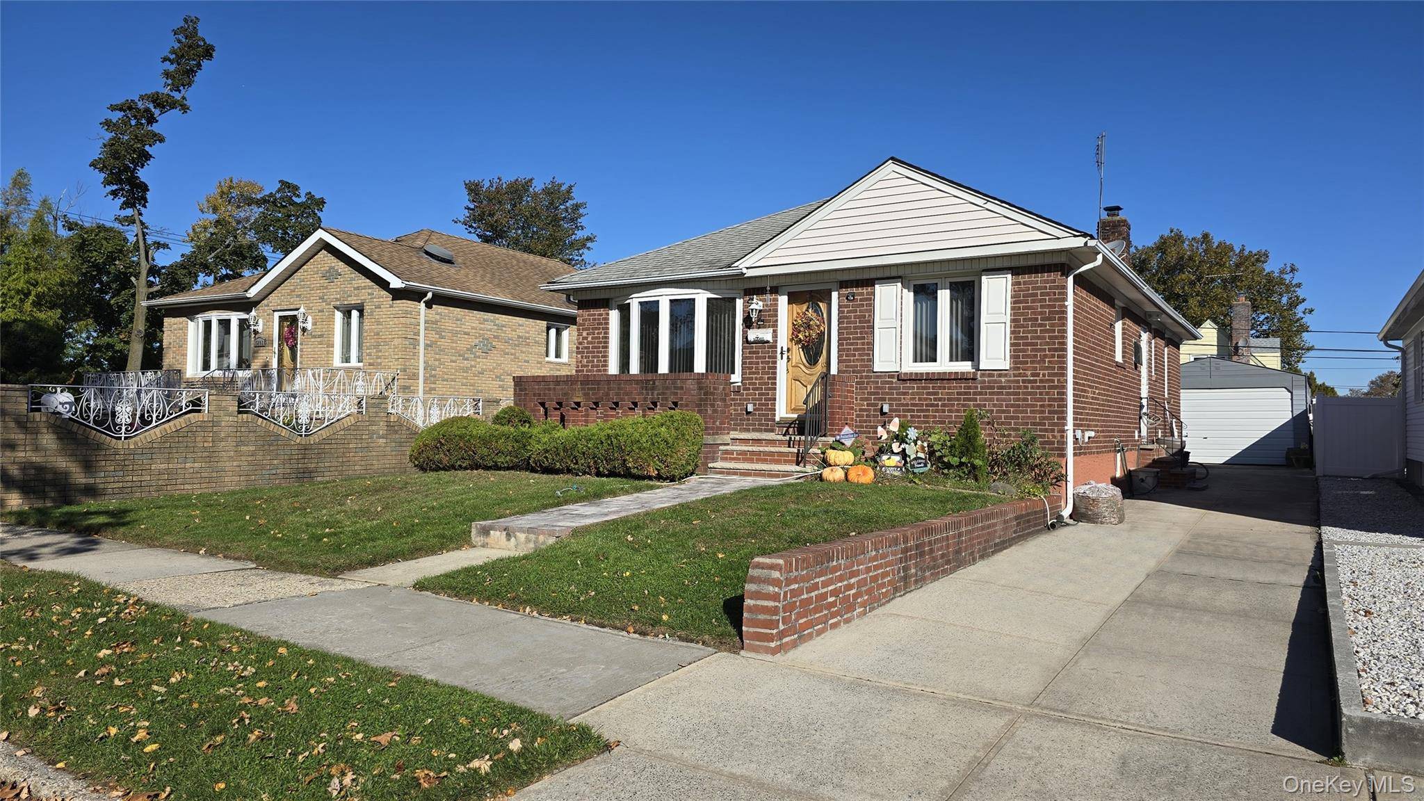 Welcome to Whitestone North Flushing a sun filled brick ranch home on a 40X100 lot building size 26X42, ideally positioned on a quiet residential street.
