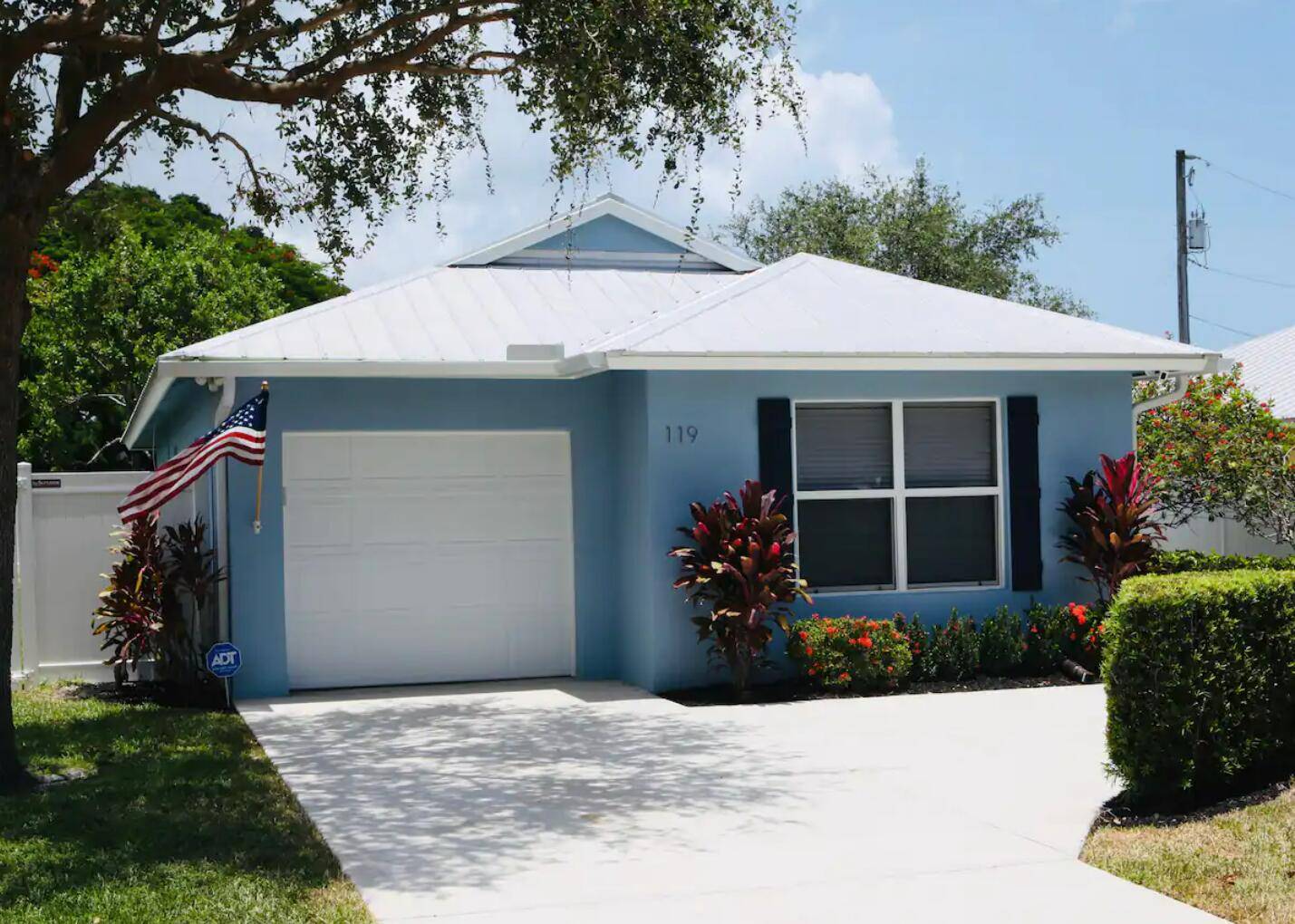 This beautifully updated 3 bedroom, 2 bathroom home offers the perfect blend of comfort and style with a desirable split floor plan.