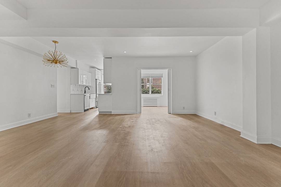 Welcome to Residence 1D at 350 East 30th Street a bright and spacious 2 bedroom, 1 bathroom condo featuring three exposures and abundant natural light throughout the day.