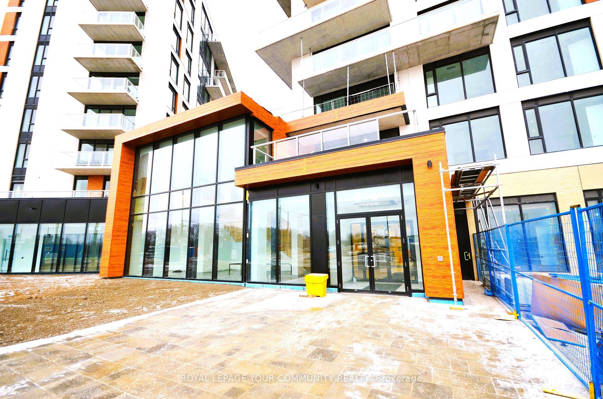 Only 1 Year Old ! Spacious 1 Bedroom Plus Large Den Can be used as 2nd bedroom with 1 Parking and 1 Locker at Elgin East.