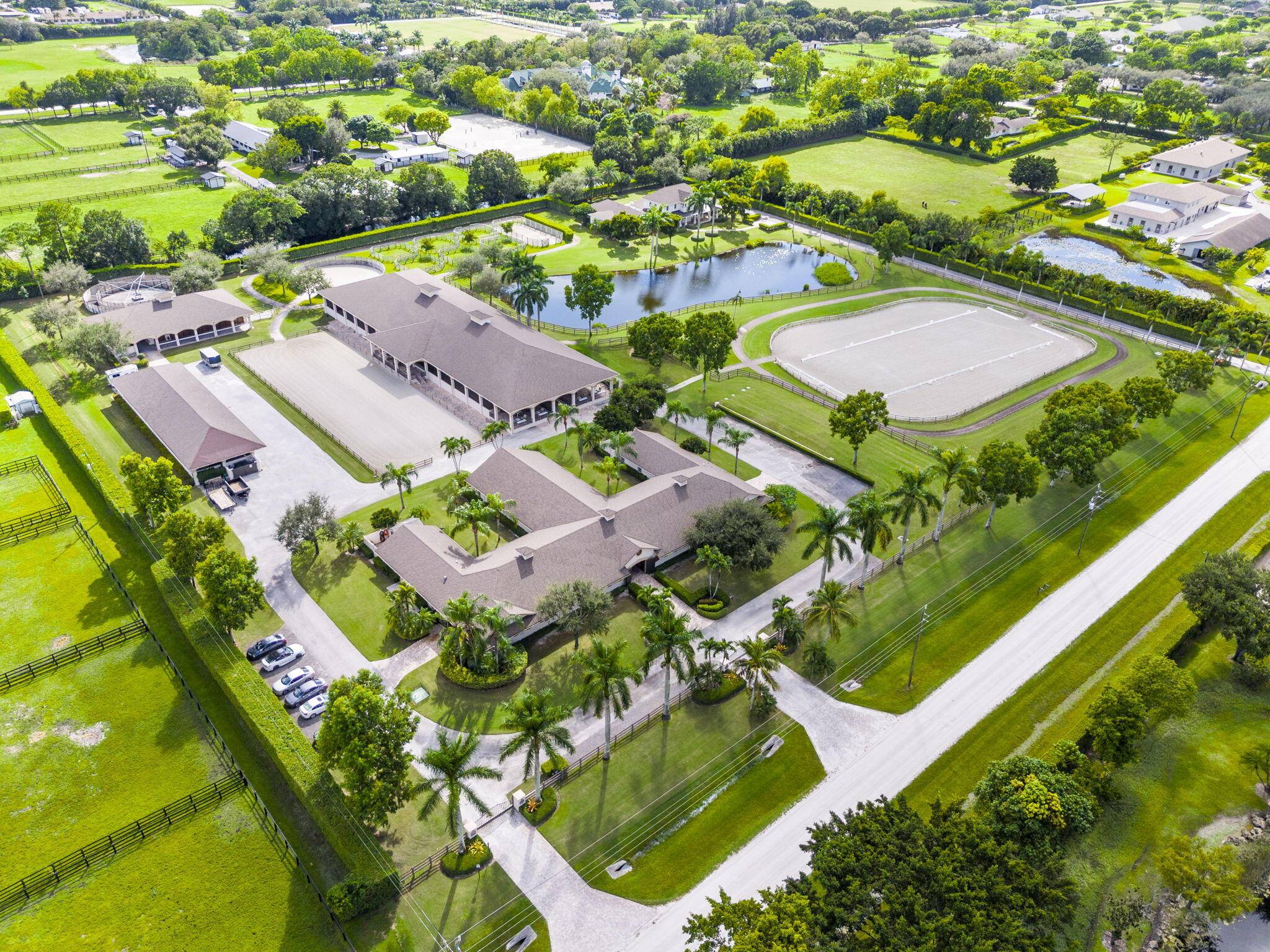 Step into a truly exceptional equestrian estate where Olympic caliber performance meets refined luxury.