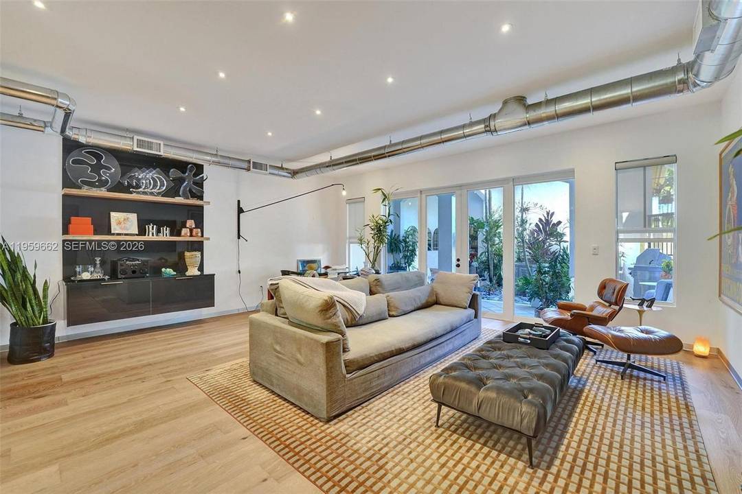 Beautifully and completely renovated in 2024, this stunning 3BD 2.