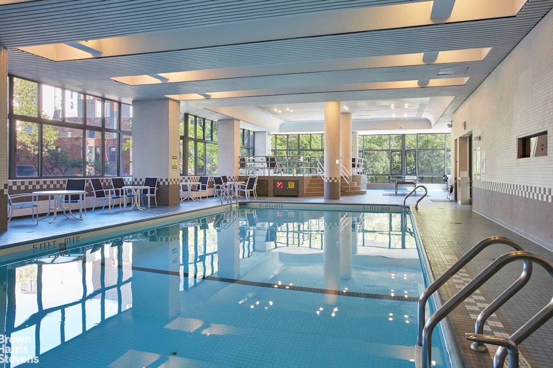 ELEGANT, SPACIOUS, AND JUST FOR YOU This beautifully appointed one bedroom home is in perfect condition and offers open East and North views over the Upper West Side toward Central ...