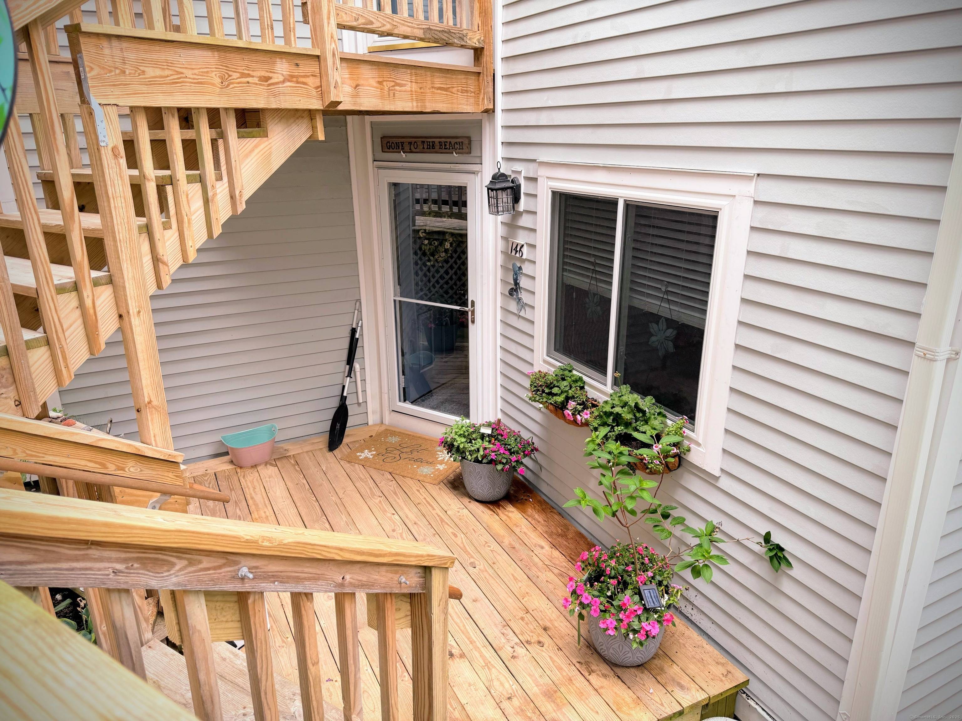 Welcome to waterfront living !