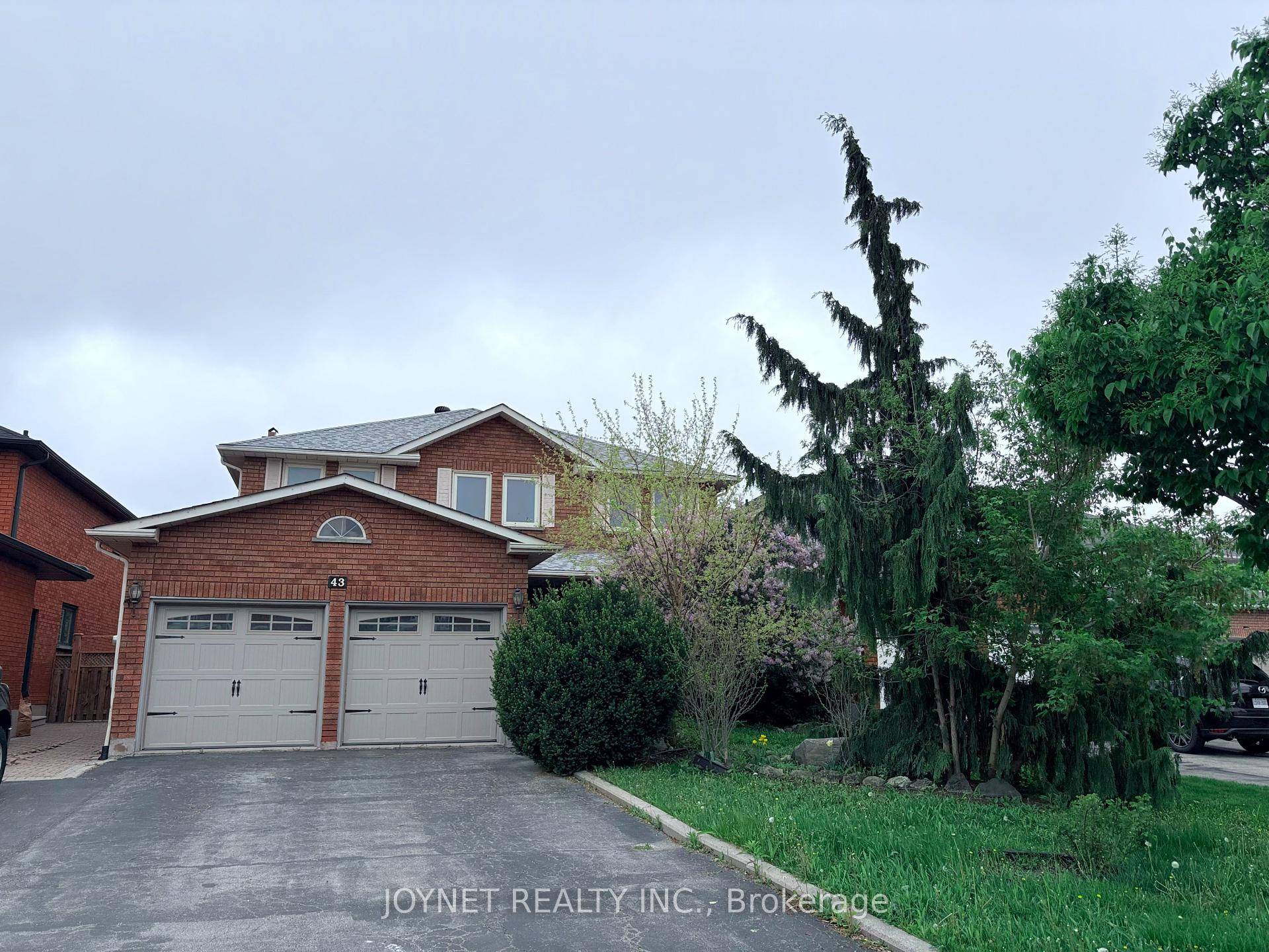 This generously sized property features 5 bedrooms, including a flexible den space opened for modern living.