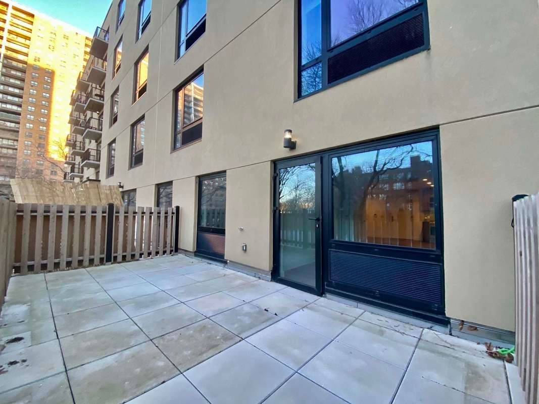 Stunning 2 bedroom, 2 bath residence with Office Dining Area featuring stainless steel appliances, in unit washer dryer, marble bathrooms, spacious closets with open Western facing views.