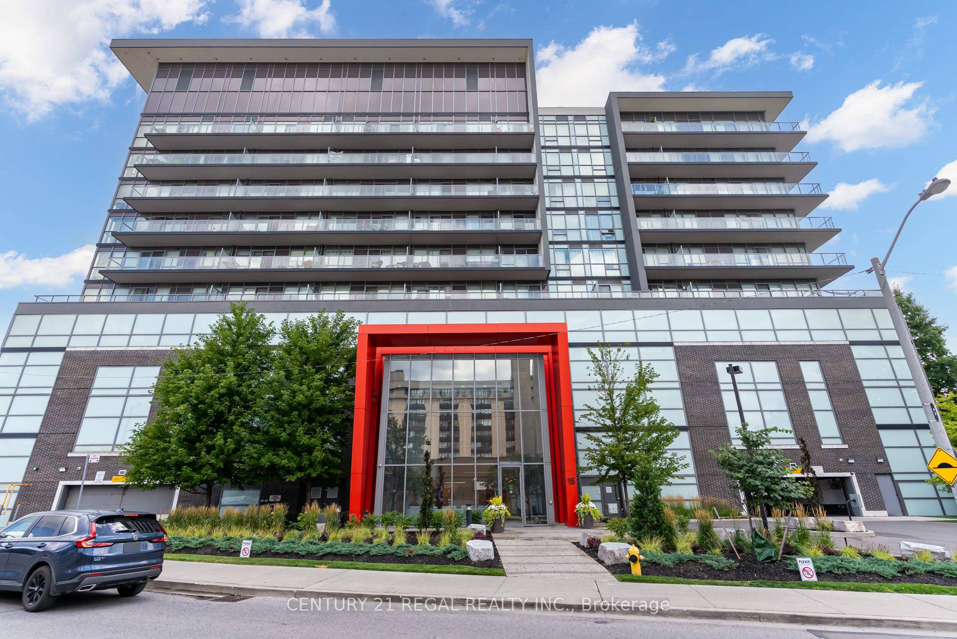 Bright and stylish 775sq ft 1 bedroom Den suite offering a smart and versatile layout.