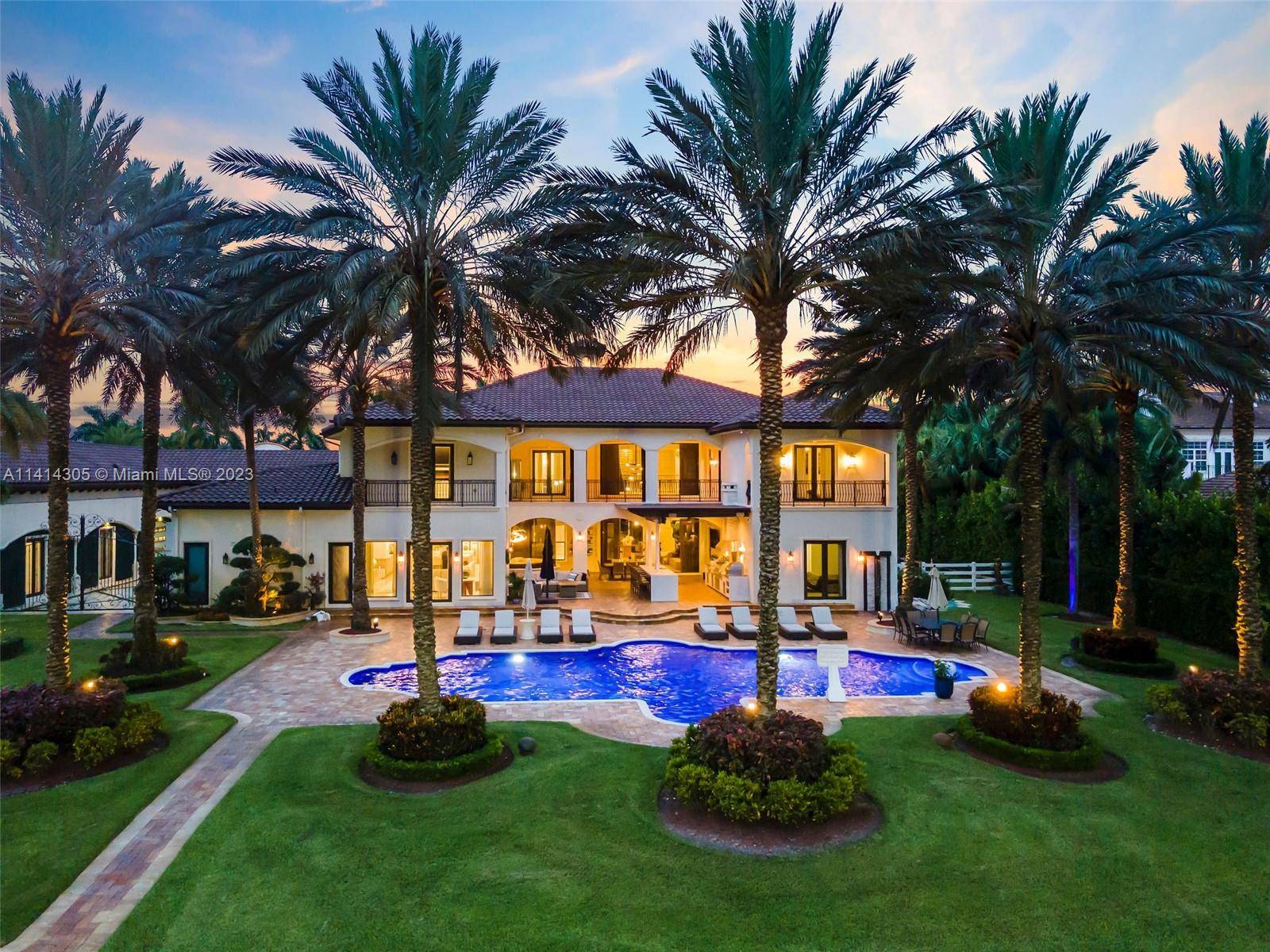 Villa Des Champs Champions deserve a trophy asset and the premier lifestyle of Landmark Ranch Estates, the Hamptons of SoFL !