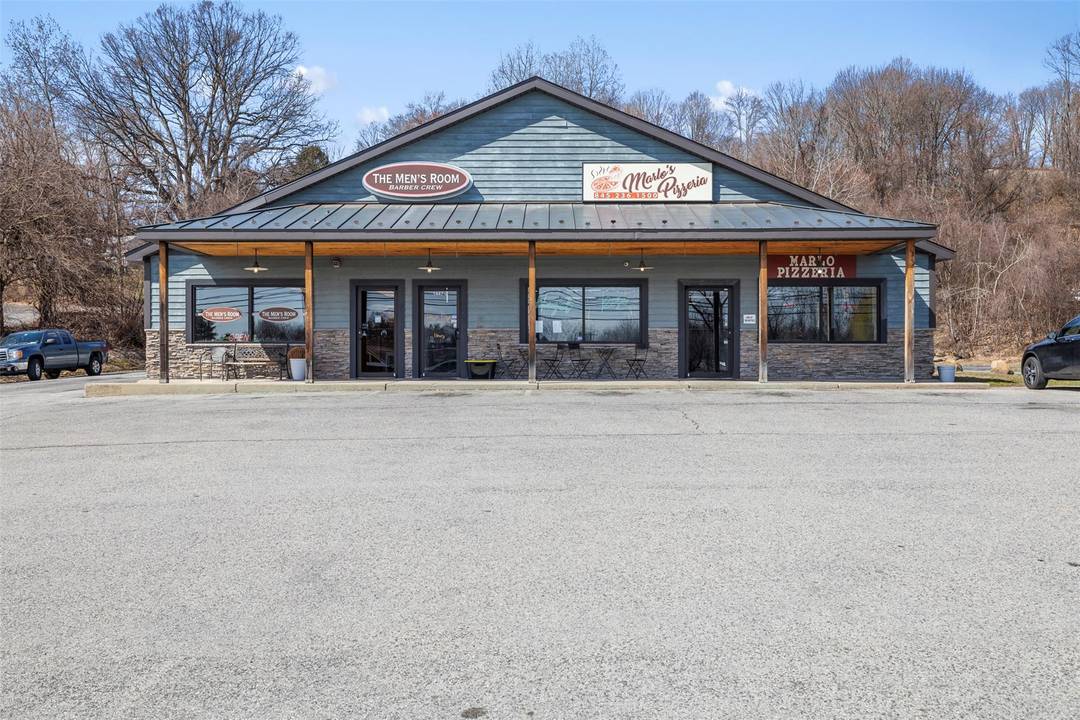 Commercial property available for sale within the heart of Marlboro, right off of 9W !
