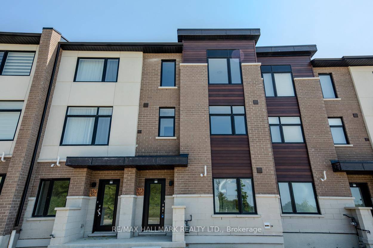 Introducing a stunning, brand new suite that has never been lived in, featuring 3 spacious bedrooms and 3 modern bathrooms.