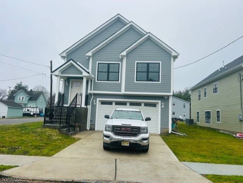 5 bedroom 3 Bathroom NEW CONSTRUCTION 2025.