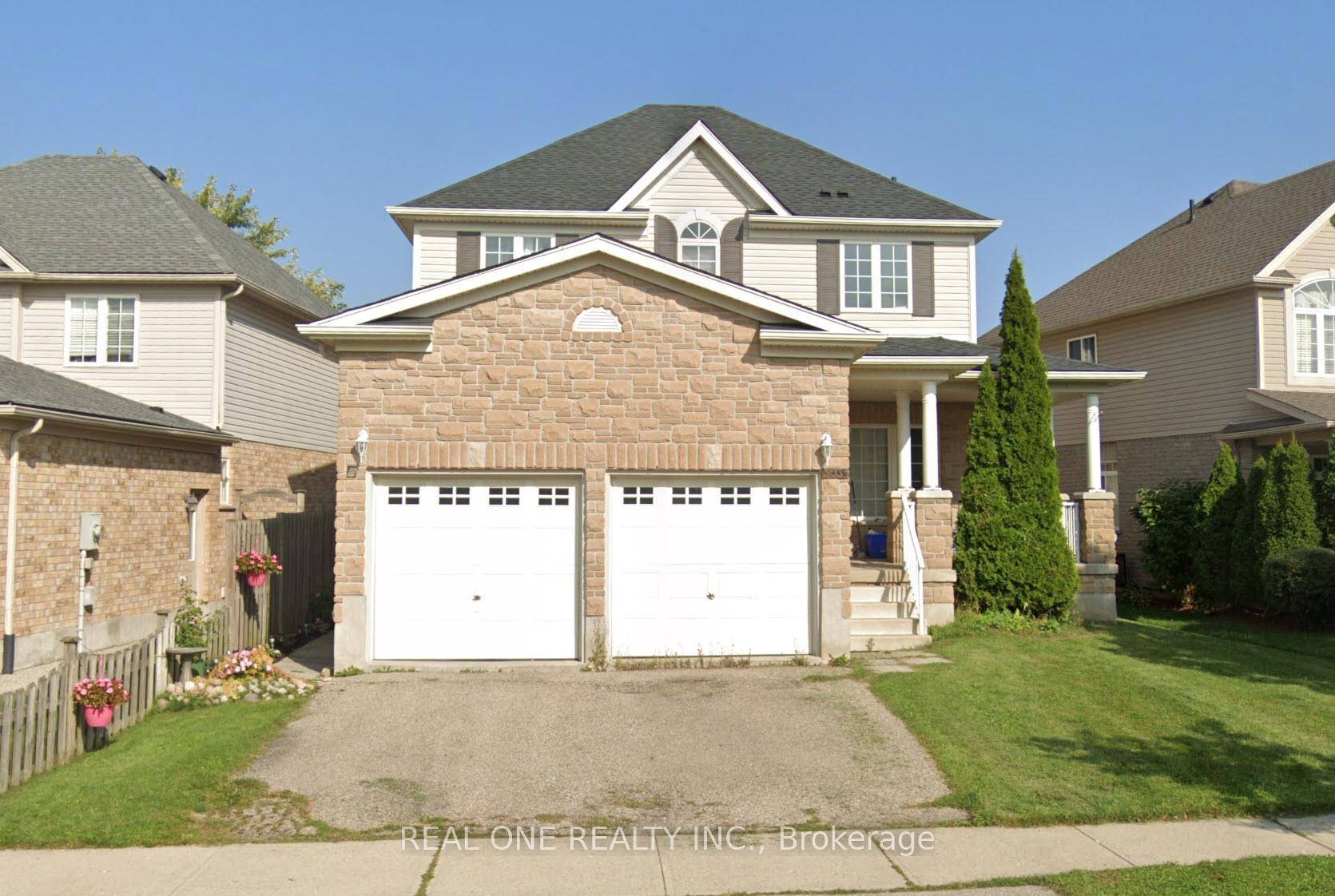 2 Bedroom Basement Unit for Rent in Upper amp ; Lower Duplex Home.