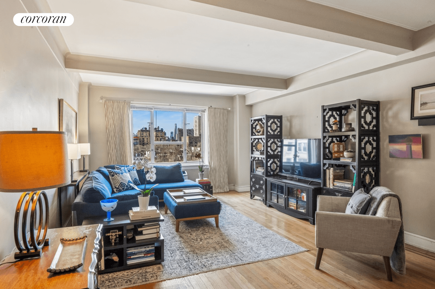 Perched on a high floor of 7 West 96th Street, Apartment 10A is a masterfully reimagined and renovated Classic 7 a classic 6 turned into a classic 7 offering three ...