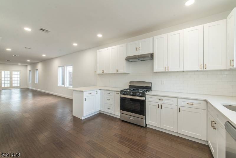 Amazing location ! Amazing location !