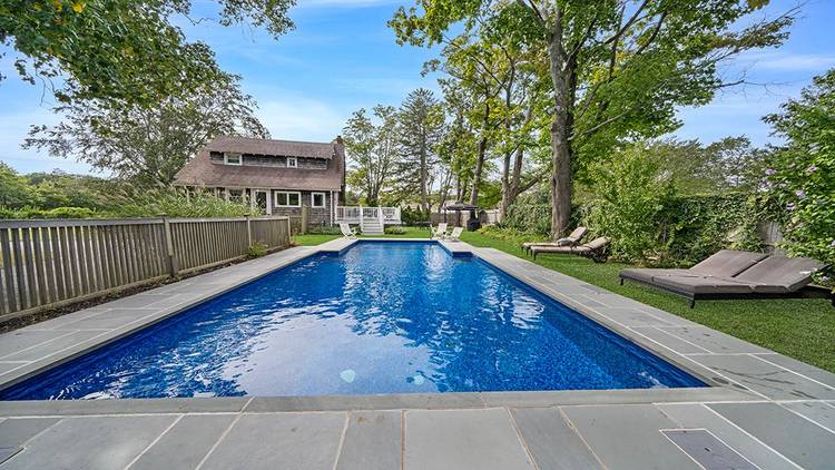 Three bed, two bath House, Pool & Pool House