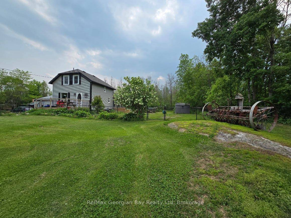 Welcome to your new home in the countryside with a spacious 1.
