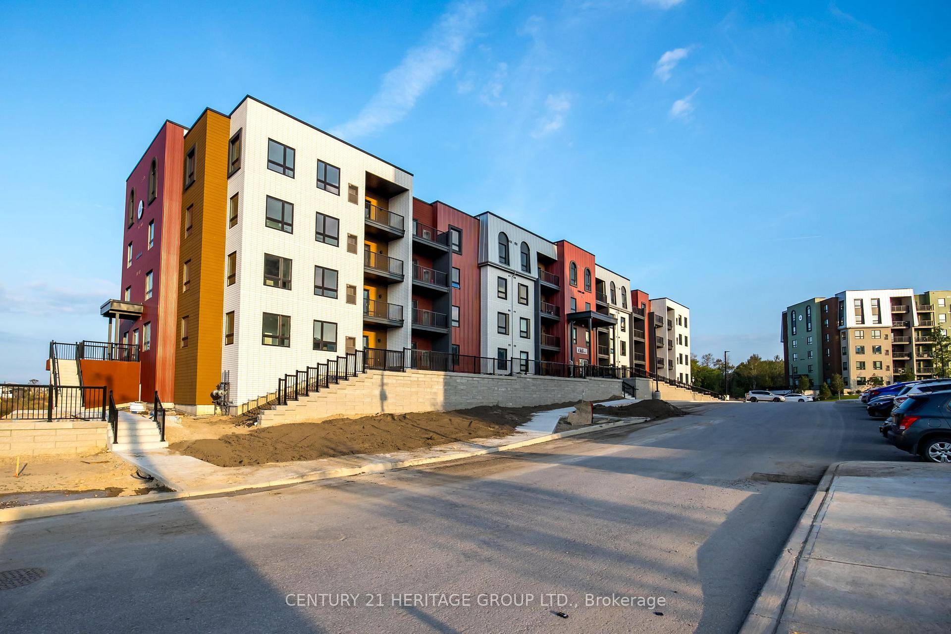 Welcome to your 3 bedrooms corner unit 1379 sqf 2 PARKING SPOTS 0NE UNDERGROUND AND ONEVISITOR TYPE with Premium Pond Conservation View, energy saver, spacious open concept layout, large living ...