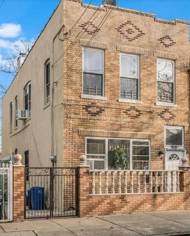 Beautiful 2 Family Brick Home Excellent Investment Opportunity This spacious and well maintained 2 family brick house features 5 bedrooms and is ideally located near schools, shopping centers, public transportation, ...