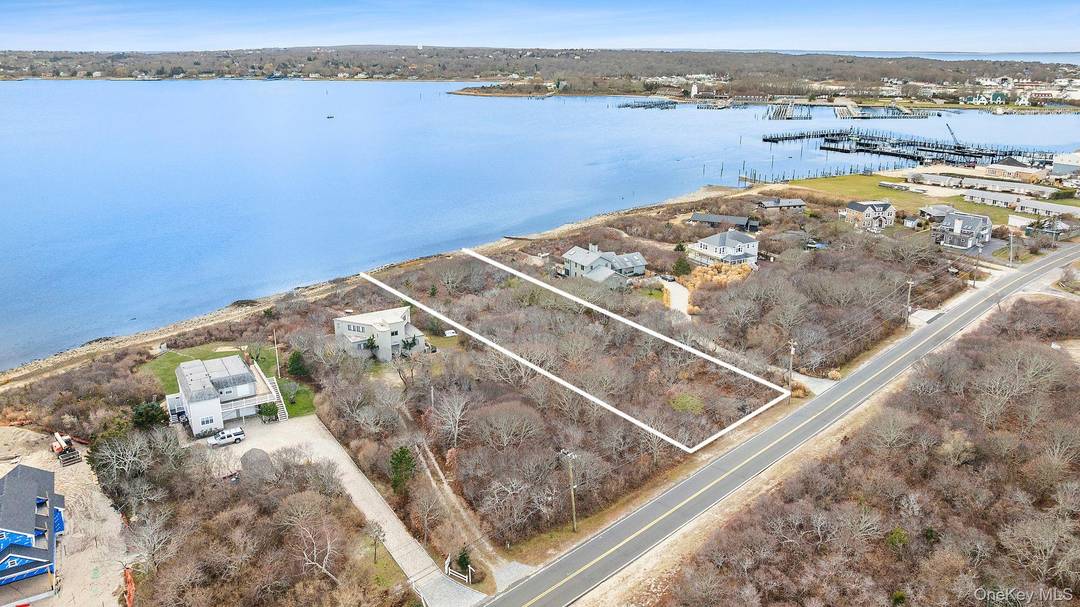 A rare Montauk offering, with approximately frontage of 117 feet.