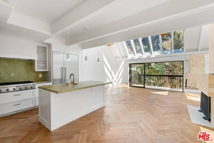 33   Reef St 2BR Marina Del Rey La