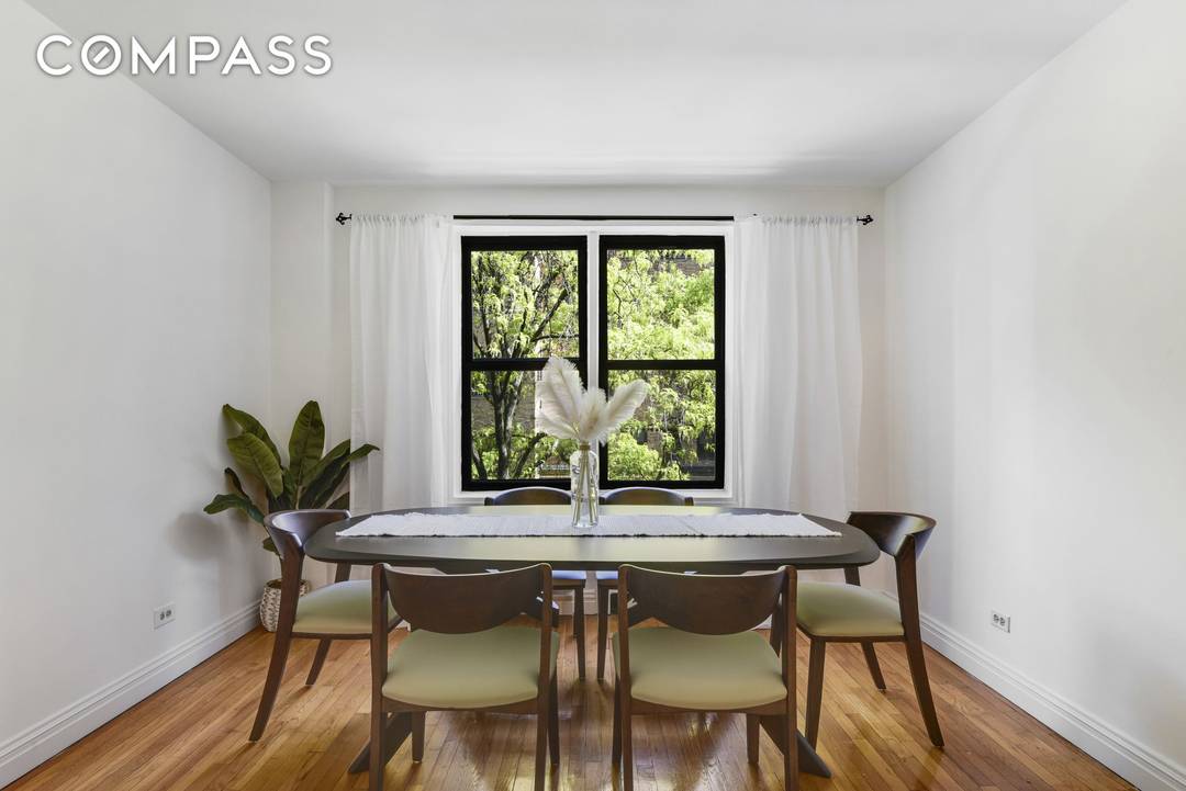 Move In Ready 2BR 2BA with Washer Dryer Doorman on the Upper East Side Thoughtfully created through the seamless combination of two apartments, this renovated 2 bedroom 2 bathroom home ...