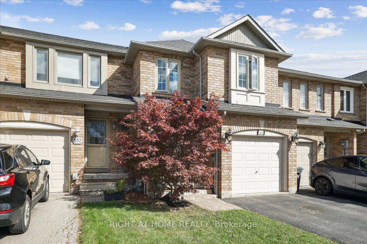 Step into timeless sophistication at this impeccably maintained freehold townhouse, tucked away in one of South East Burlington's most desirable enclaves within the sought after Nelson and Pauline Johnson School ...