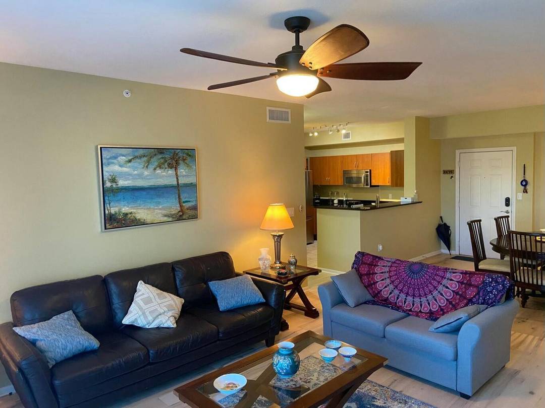 Impeccable, cozy, bright unit in ''The Moorings'' a resort style community.